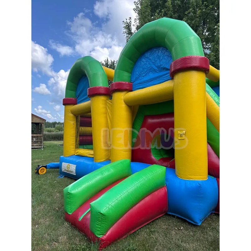 Commerciële opblaasbare hinder - Kids Outdoor House With Slide recensie en prijs